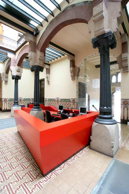 Pabellón Ave Maria entrance hall by RaichdelRio