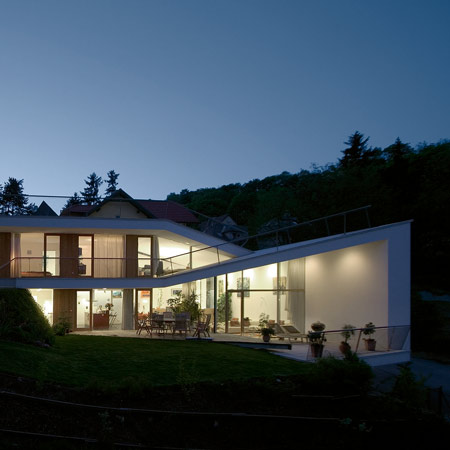 Folded House by Xarchitekten