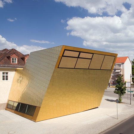 Bibliothek Luckenwalde by FF Architekten and Martina Wronna