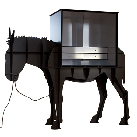 Martin the Mule by Ibride
