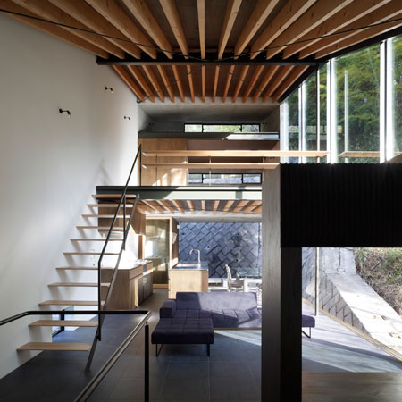 House in Kamakura by Suppose Design Office