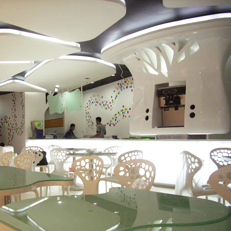 Blu Apple by Budi Pradono architects