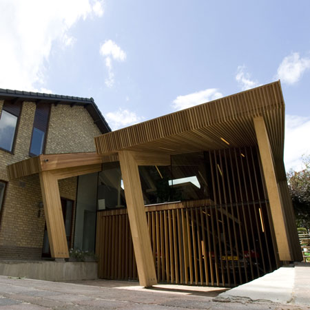 Villa extension by O+A