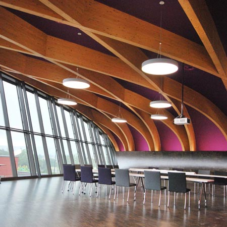 ZMS Schwandorf Administration Building by Archimedialab