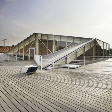 La Médiateque de Proville by Tank Architectes