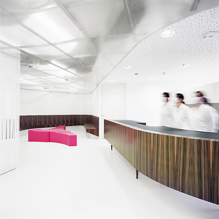 GKK Dental Ambulatory by Xarchitekten