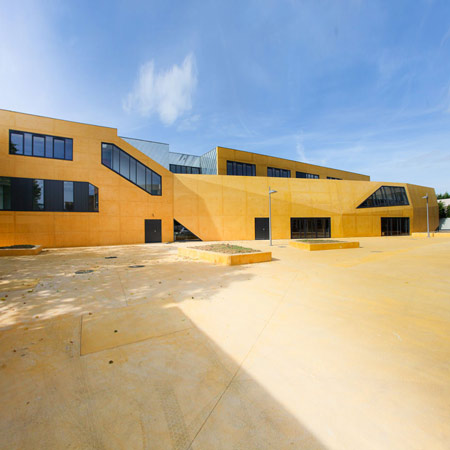 Apprentice Formation Center by Air Architects