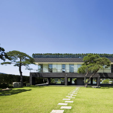 Floating House by Hyunjoon Yoo