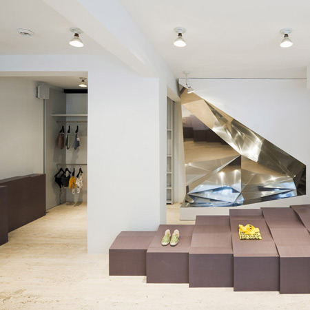 Antonios Markos Conceptual Boutique by Gonzalez Haase