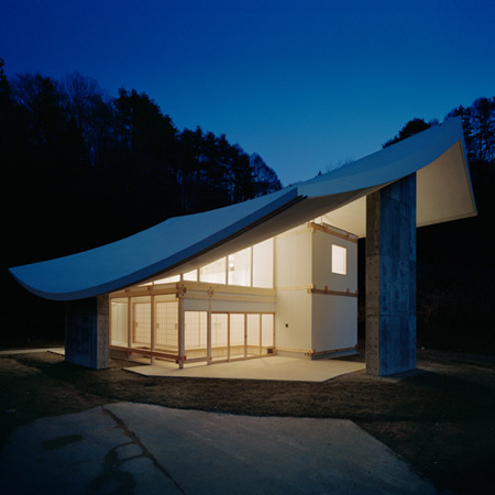 Kuri at Chushinji Temple by Katsuhiro Miyamoto & Associates