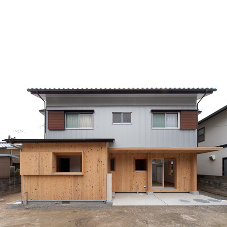 House in Bizan by Shuichiro Yoshida