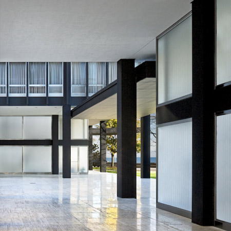 860-880 Lake Shore Drive refurbishment by Krueck & Sexton