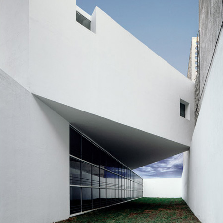 Mixcoac House by FRENTEarquitectura