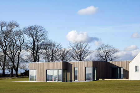 dzn_house_on_a_hill_HOM-0210-0019