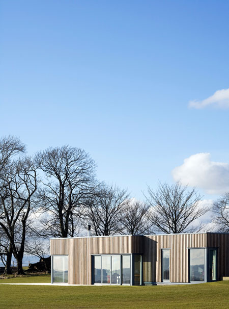 dzn_house_on_a_hill_HOM-0210-0022