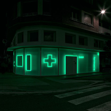 A Pharmacy in La Puebla 15 by BUJ+COLÓN Arquitectos
