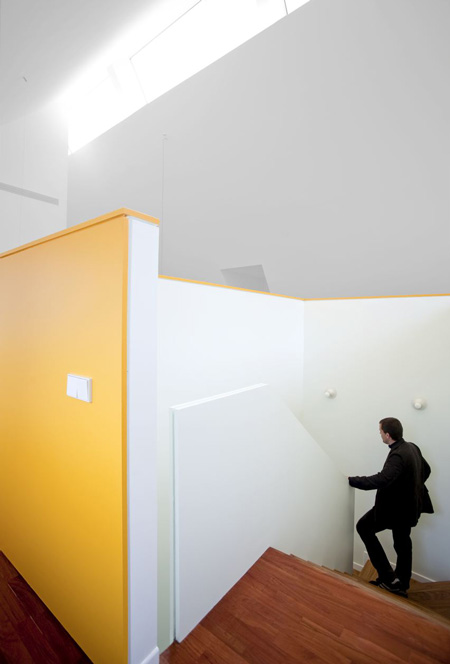 House by Eduardo Cadaval House by Eduardo Cadaval
