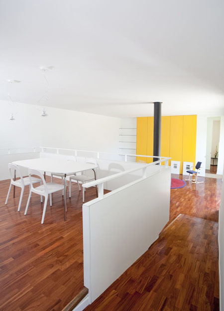 House by Eduardo Cadaval House by Eduardo Cadaval