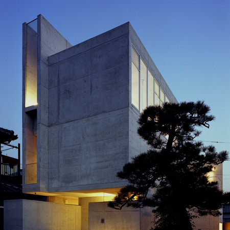 House for Three Children by Masato Sekiya