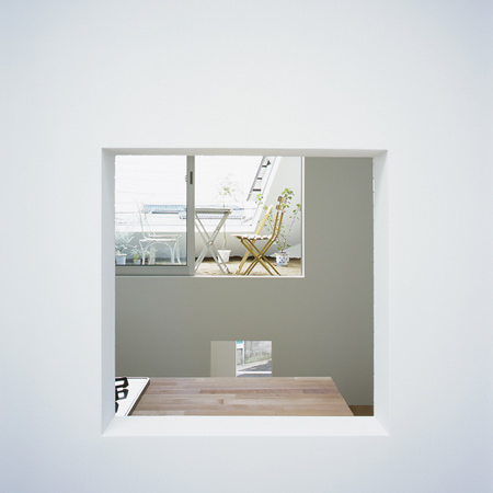 House with Gardens by Tetsuo Kondo