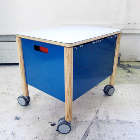 Minimal Work Station by Fredrik Paulson