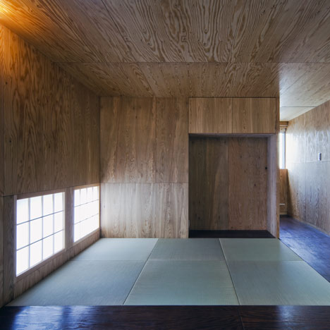 House in Hamadera by Coo Planning