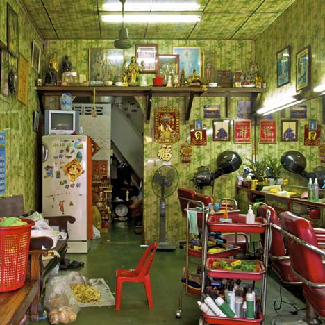 Shophouses – 4 x 8 m Bangkok by Peter Nitsch