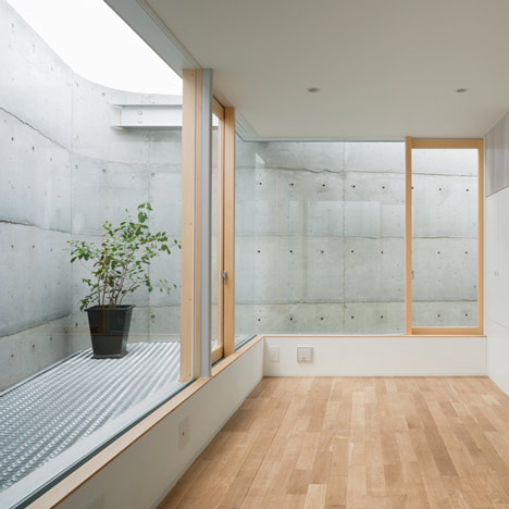 House in Minamimachi3 by Suppose Design Office