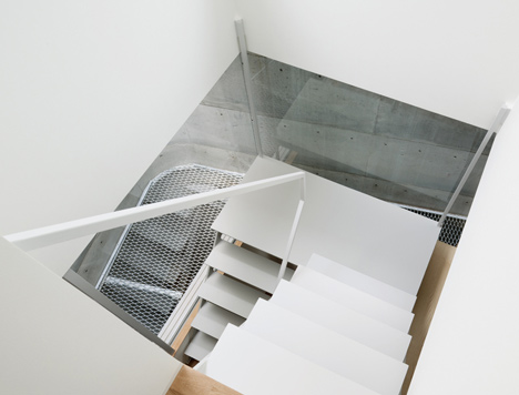 House in Minamimachi3 by Suppose Design Office House in Minamimachi3 by Suppose Design Office