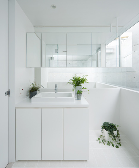 House in Minamimachi3 by Suppose Design Office House in Minamimachi3 by Suppose Design Office