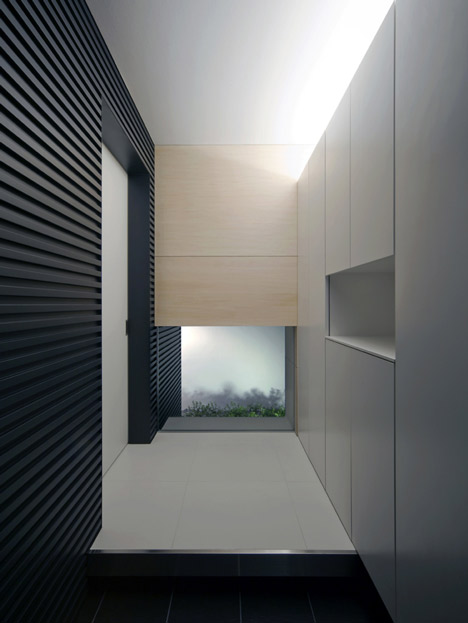 House with Tiny Pool by Shunichiro Ninomiy House with Tiny Pool by Shunichiro Ninomiy