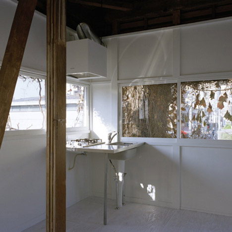 Ivy house by Hiroyuki Miyabe