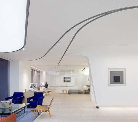 Living with Books and Art by UN Studio Living with Books and Art by UN Studio