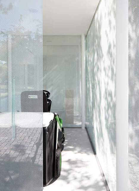 Poolhaus by Phillipp Baumhauer