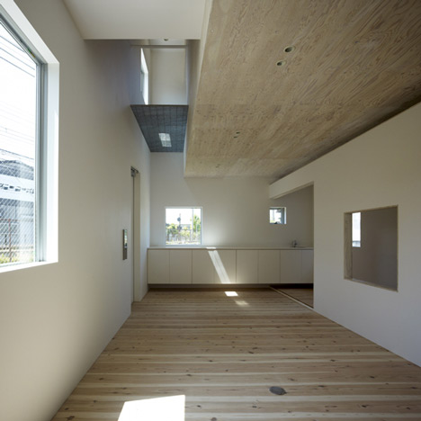 Small House with big Spiral Staircase by Hideshi Abe