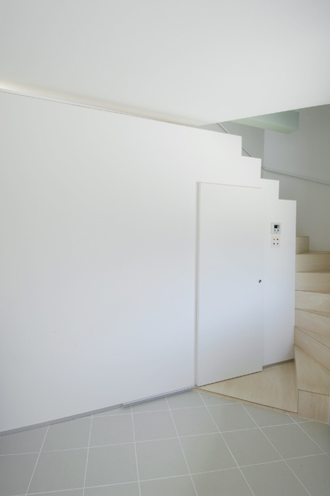 Tobacco by Avehideshi Architects and Associates Tobacco by Avehideshi Architects and Associates