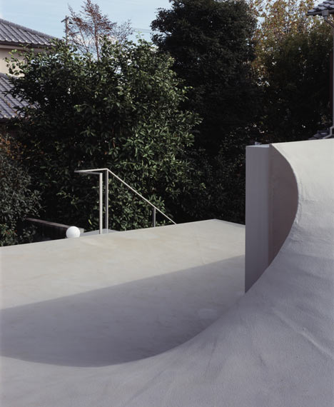 Tree House by Mount Fuji Architects Studio Tree House by Mount Fuji Architects Studio