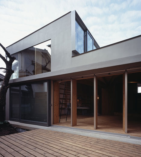 Tree House by Mount Fuji Architects Studio Tree House by Mount Fuji Architects Studio
