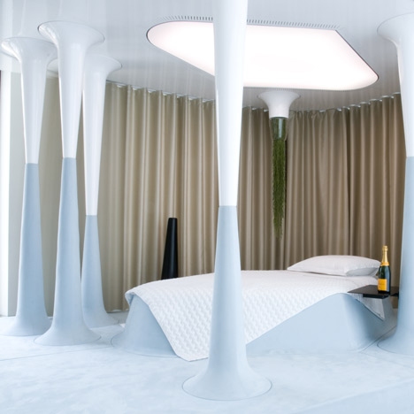 Once Upon a Dream: London Tastemakers in Bed with Veuve Clicquot