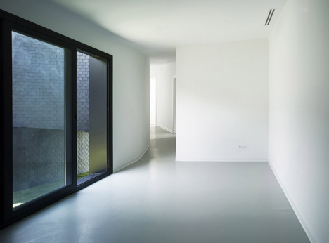360 House by Subarquitectura