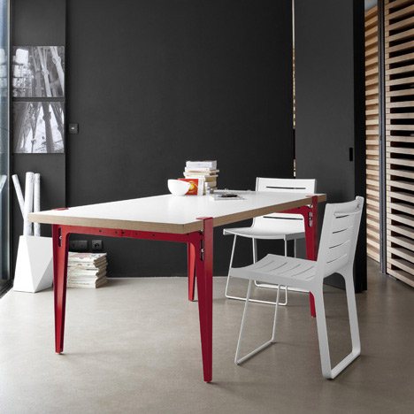 Aluchair by Jacques Ferrier for Ligne Roset Contracts