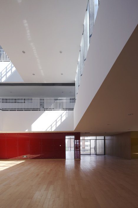 County Elementary School by Vector Architects County Elementary School by Vector Architects