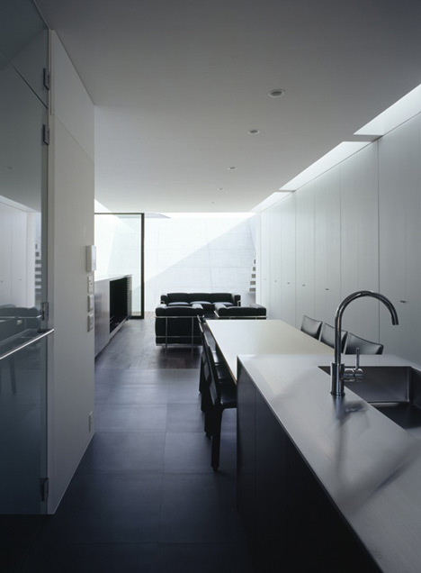 Flow by APOLLO Architects & Associates Flow by APOLLO Architects & Associates