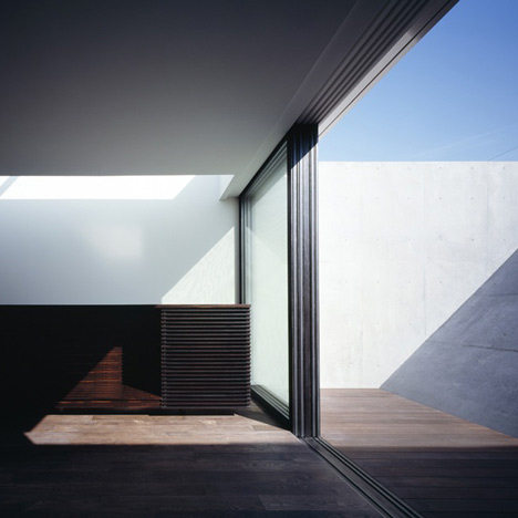 Flow by APOLLO Architects & Associates Flow by APOLLO Architects & Associates