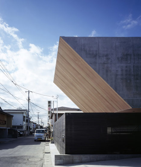 Flow by APOLLO Architects & Associates Flow by APOLLO Architects & Associates