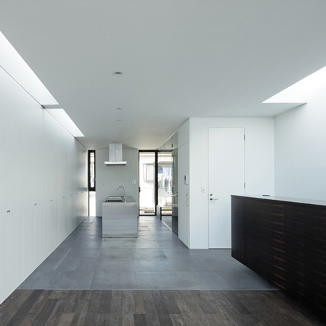 Flow by APOLLO Architects & Associates Flow by APOLLO Architects & Associates