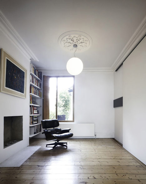 Gallery House by Studio Octopi