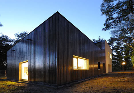 House near Poznan by Neostudio 