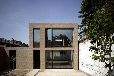 Kings Grove by Duggan Morris Architects
