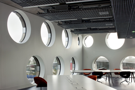 dzn_Ravensbourne_FOA_12